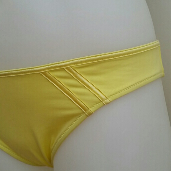 LA PERLA studio yellow bikini bottom. - Picture 4 of 7